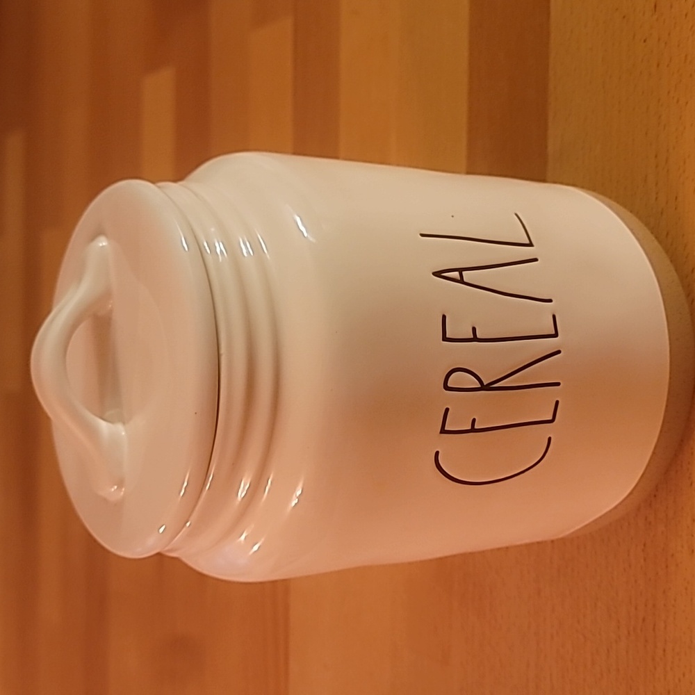Rae Dunn Cereal canister